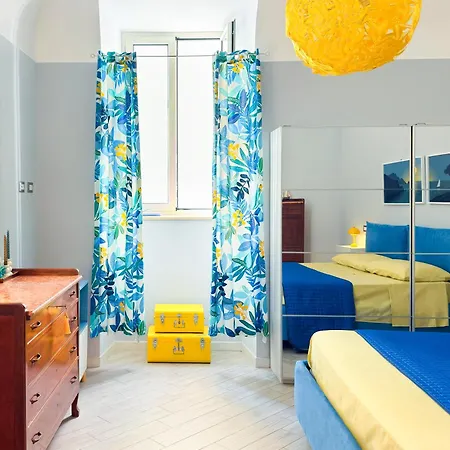 Gli Dei E Le Rose - Apartment