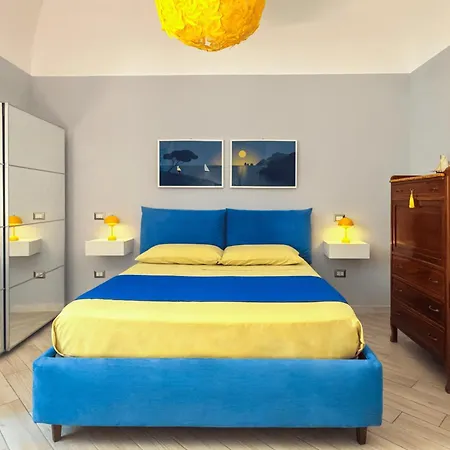 Apartment Gli Dei E Le Rose - Meta